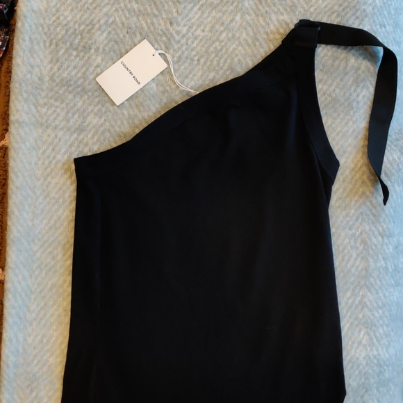 *Clearance sale* Country Road black one shoulder knit T-shirt size S - Picture 2 of 5
